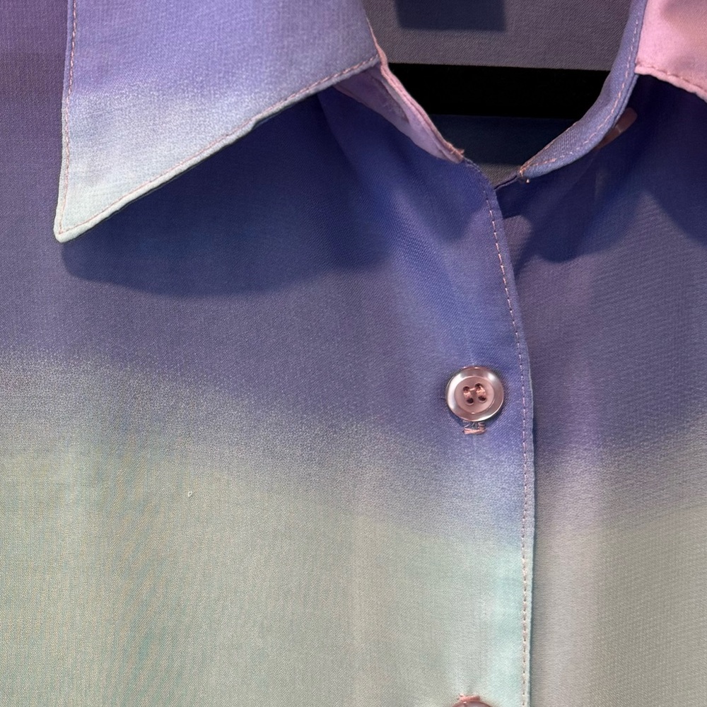 LEL Gradient Pastel Button-Up Shirt - Picture 9 of 16